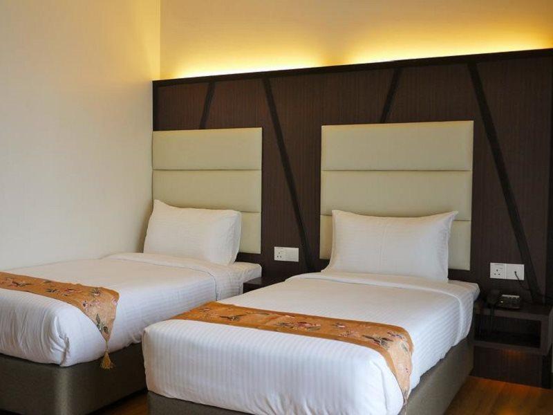 Hotel Grand Baron Taiping Exterior foto