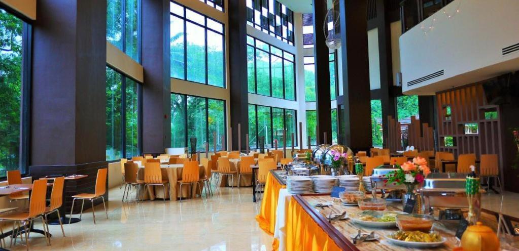 Hotel Grand Baron Taiping Exterior foto
