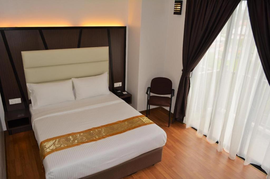 Hotel Grand Baron Taiping Exterior foto